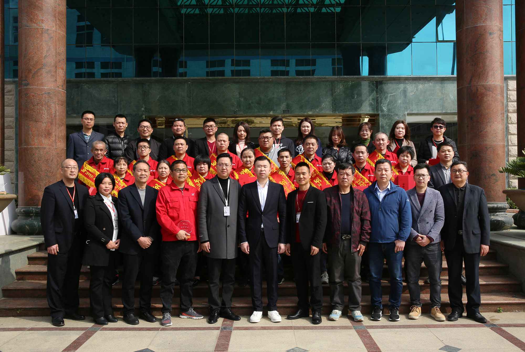 3F爱游戏（ayx）中国官方网站-登录入口召开2020年度经营总结暨表彰大会